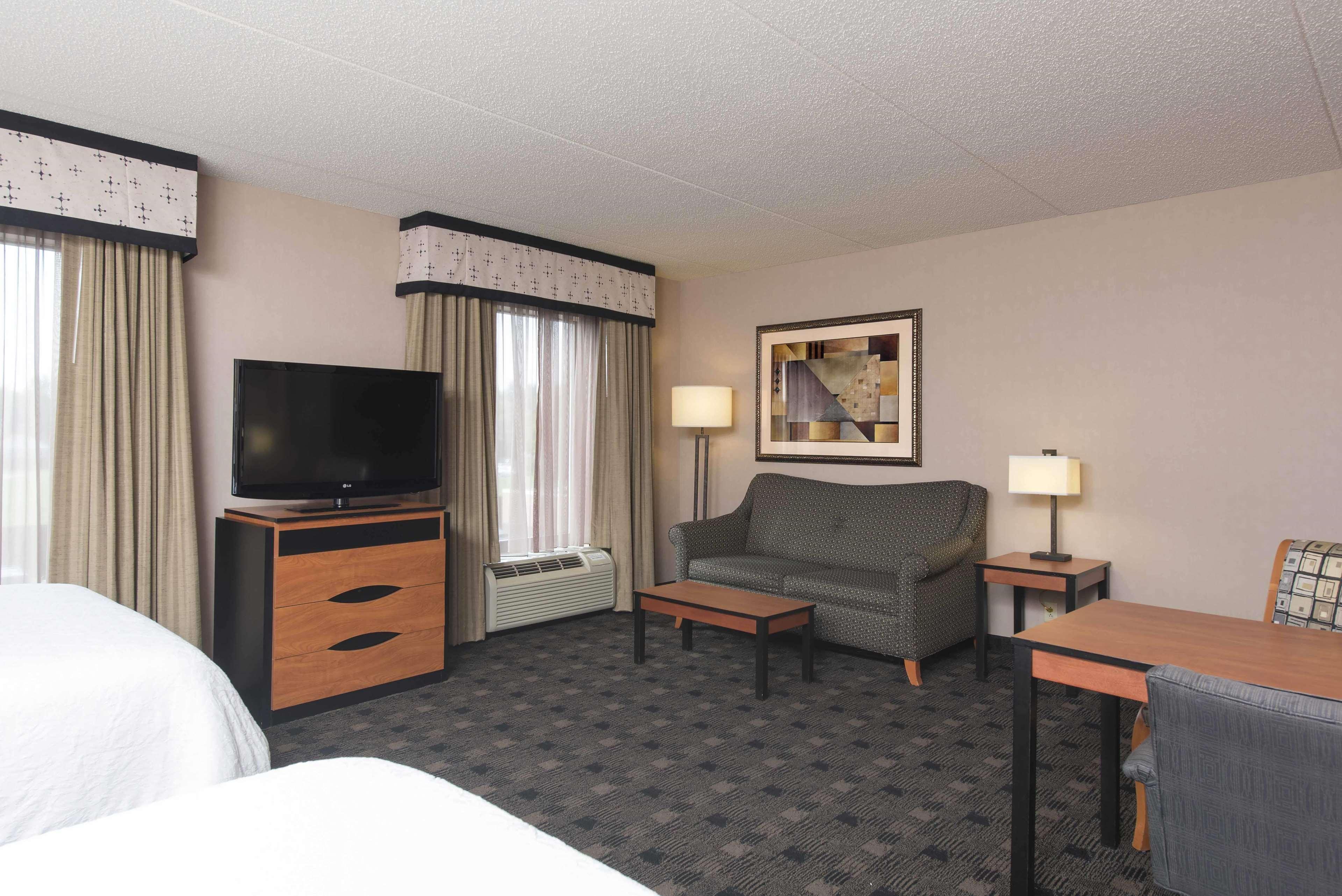Hampton Inn And Suites Indianapolis-Фишърс Екстериор снимка