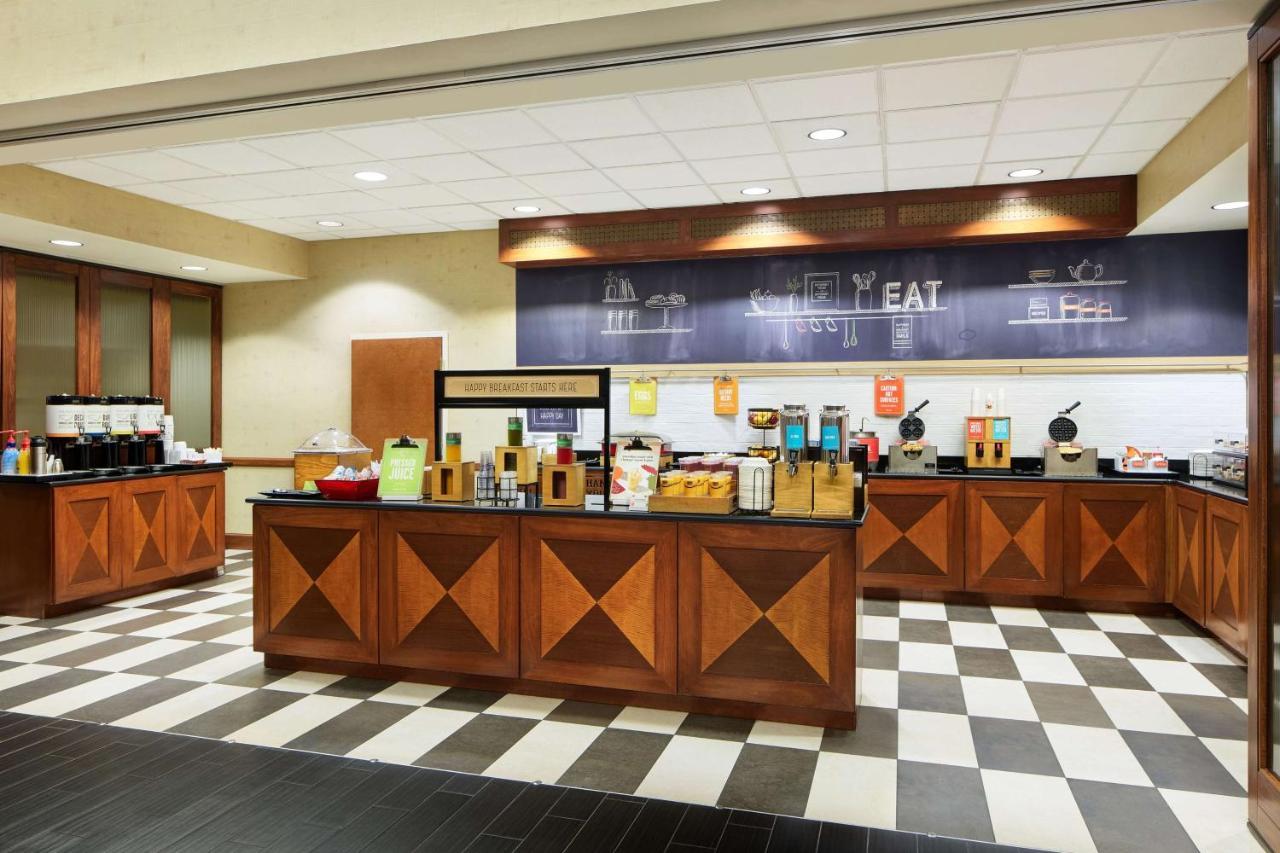 Hampton Inn And Suites Indianapolis-Фишърс Екстериор снимка